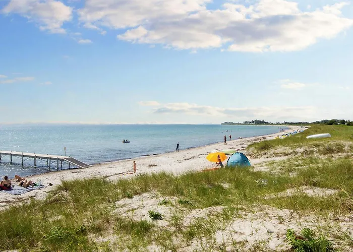 3 Person In Sydals-by Traum * Nedre Lysabild