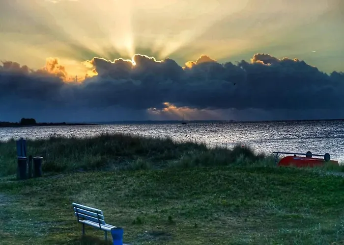 3 Person In Sydals-by Traum * Nedre Lysabild